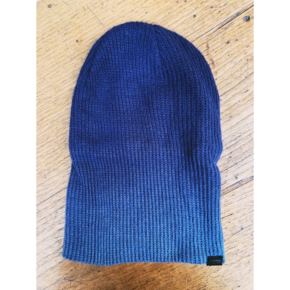 LEVI'S - NWT Slouch Beanie